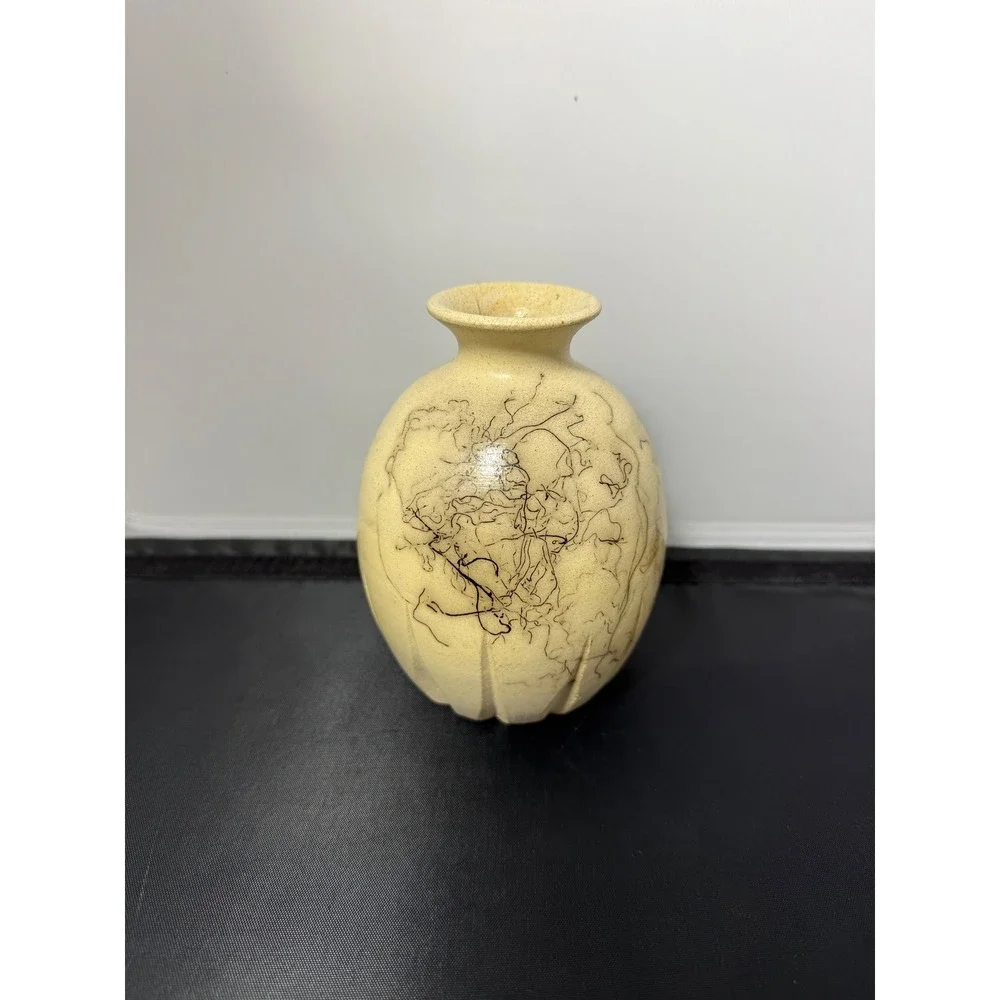 Vintage Horsehair Vase pottery Navajo abstract Handmade Art Turn‎ & Burn 5.5